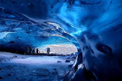 Visita a la cueva de hielo en Vatnajökull