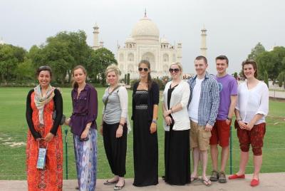 Tour privado: Taj Mahal de día completo y tour de Agra por Tuk-Tu