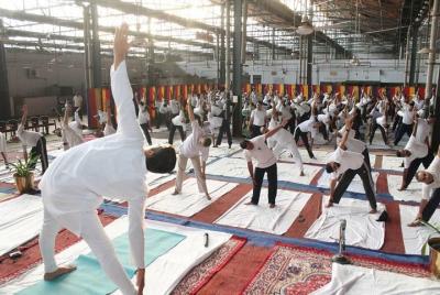 Stress Free Living Yoga Tour en Agra
