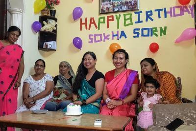 Clase de cocina india y cenar con una familia local en Agra