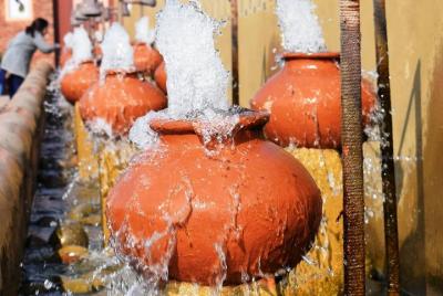 Tour nocturno de Sada Pind