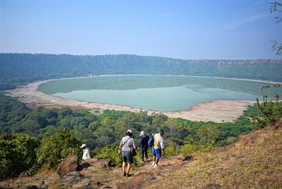 Excursión guiada de un día al cráter Lonar desde Aurangabad