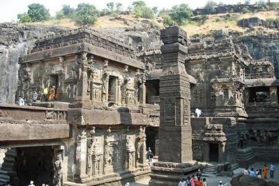 Excursiones de 2 días a las cuevas de Ajanta y Ellora.