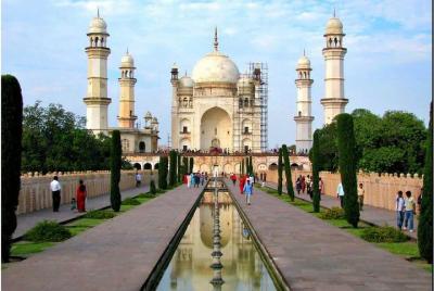 Tour privado de 3 días por las cuevas de Ajanta y Ellora y copia 