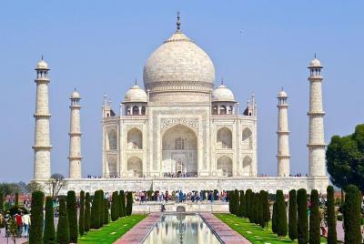 Tour privado de 2 noches por el Taj Mahal y Agra desde el puerto  Tour privado de 2 noches por el Taj Mahal y Agra desde el puerto