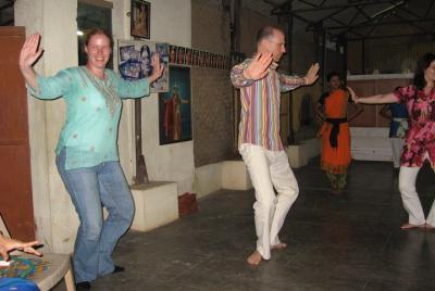 Recorrido grupal del grupo de Chennai del bailarín