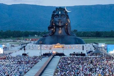 Excursión privada de medio día al templo Adiyogi Shiva y Dhyanalinga Excursión privada de medio día al templo Adiyogi Shiva y Dhyanalinga