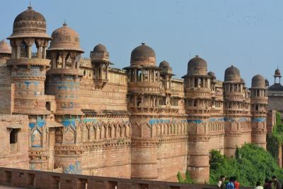 Gwalior tour con fuerte y hermosos palacios.