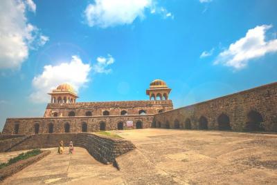 Indore a Mandu Indore a Mandu
