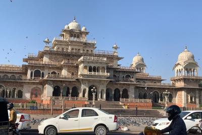 Visita turística privada a Jaipur en coche y chófer