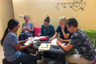 Clase de inglés para extranjeros que viajan a Jaipur