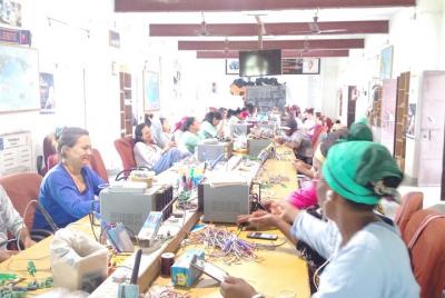 Saliendo del velo - visita al exclusivo Barefoot College, Tilonia