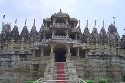 Tour de un día al templo de Jain desde Jaisalmer a Udaipur