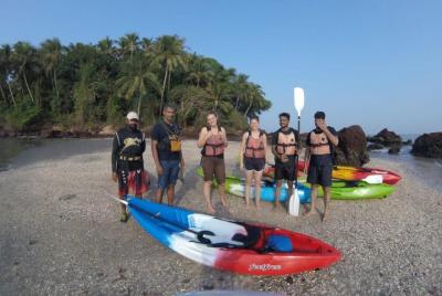 Dharmadam Ocean Kayaking Experience por Tyndis Dharmadam Ocean Kayaking Experience por Tyndis