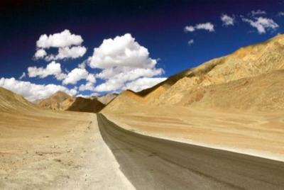 Excursión privada personalizada a Likir desde Leh con guía Excursión privada personalizada a Likir desde Leh con guía