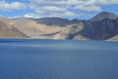 Excursión de un día al lago Pangong desde Leh Excursión de un día al lago Pangong desde Leh