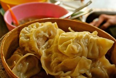 Leh Food Crawl (tour guiado de degustación de comida de 2 horas) Leh Food Crawl (tour guiado de degustación de comida de 2 horas)