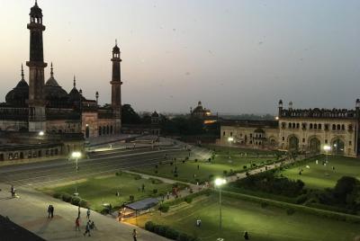 Paseo por la Ciudad Vieja - El Lucknow de Nawabs y antes Paseo por la Ciudad Vieja - El Lucknow de Nawabs y antes