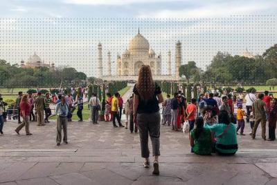Excursión privada: excursión de un día al Taj Mahal desde Delhi Excursión privada: excursión de un día al Taj Mahal desde Delhi