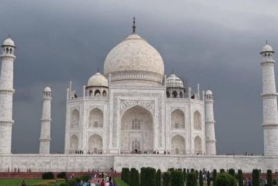 # 1 Excursión de día completo al Taj Mahal y Agra desde Delhi # 1 Excursión de día completo al Taj Mahal y Agra desde Delhi