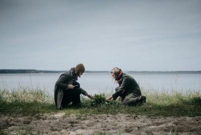 Caminata de plantas comestibles silvestres