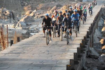 Ruta en bicicleta de naturaleza todo incluido en Orchha Ruta en bicicleta de naturaleza todo incluido en Orchha