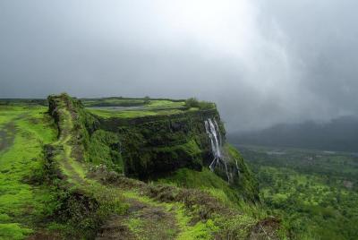 Pune a Lonavala Monsoon Drive en vehículo privado