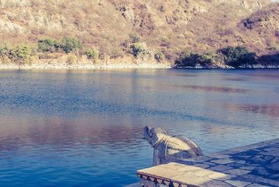 Excursión de un día al lago Jaisamand: el segundo lago artificial