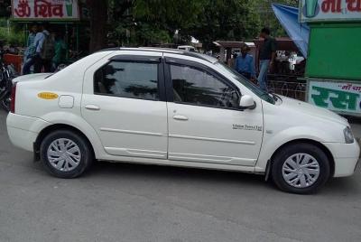 Excursión a Kumbhalgarh Ranakpur en automóvil privado