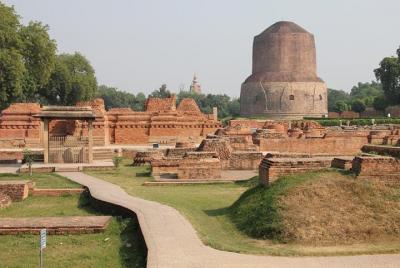 Viaje espiritual del Señor Buda (Excursión a Sarnath desde Varana Viaje espiritual del Señor Buda (Excursión a Sarnath desde Varana