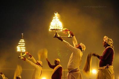 Tour por la ciudad de Varanasi: caminar, pasear en bote y disfrut Tour por la ciudad de Varanasi: caminar, pasear en bote y disfrut