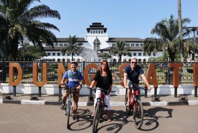 Impresionante Parijs Van Java