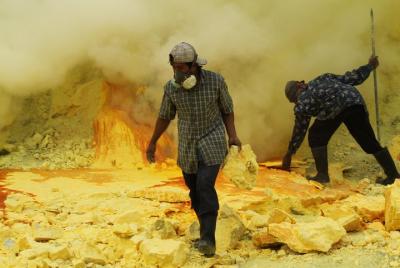 Ijen crater tour de medianoche