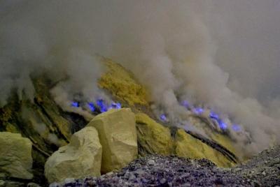 Ijen Crater Blue Fire Sharing Tour