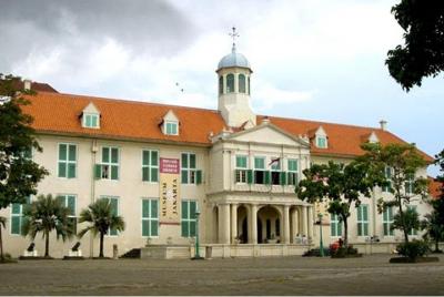 Por la tarde visita a la ciudad de Yakarta