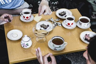 Historias soviéticas y dulces bocados locales (tour privado)