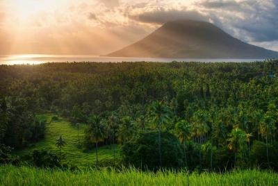 Excursión al parque nacional Sulawesi Nani Wartabone
