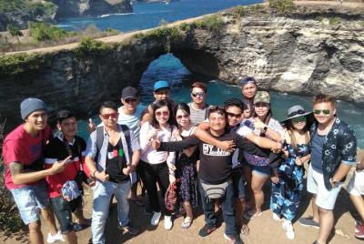 Emocionantes excursiones en scooter Nusa Penida Emocionantes excursiones en scooter Nusa Penida