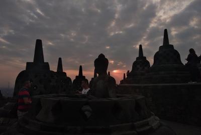 Increíble amanecer de Borobudur. Tour privado con experto. 5 hora