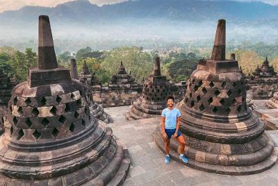 Alquiler de coches privados con conductor en Yogyakarta