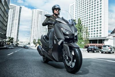 Alquiler de scooter privado premium sin conductor - Yamaha Xmax 2