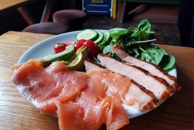 Descubre la comida irlandesa con un local