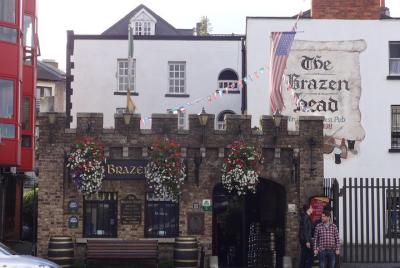 Brazen Head: el pub más antiguo de Irlanda y el castillo de Dublí