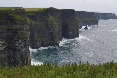 Desde Ennis: recorrido por los acantilados de Moher Explorer: par