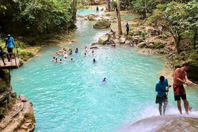 Isla Gully Falls (Blue Hole) Ocho Rios