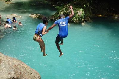 Blue Hole más Secret Falls y Dunns River Falls Combo de Falmouth 