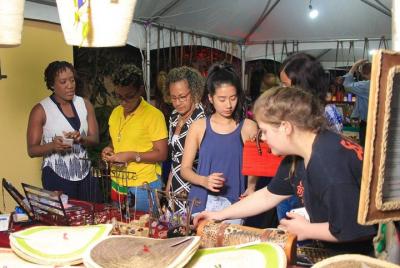Experiencia en el mercado nocturno de Kingston de Kingston Experiencia en el mercado nocturno de Kingston de Kingston