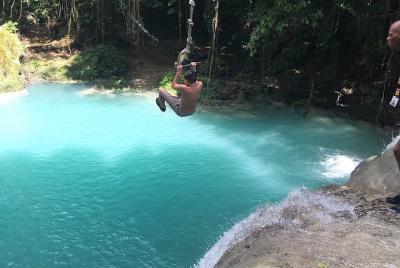 Montar a caballo y Blue Hole Combo de Ocho Rios