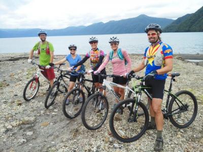 Tour en bicicleta de montaña por el lago Shikotsu desde Sapporo