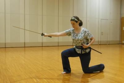 Experimenta las artes marciales japonesas - Iaido (Arte de dibuja Experimenta las artes marciales japonesas - Iaido (Arte de dibuja